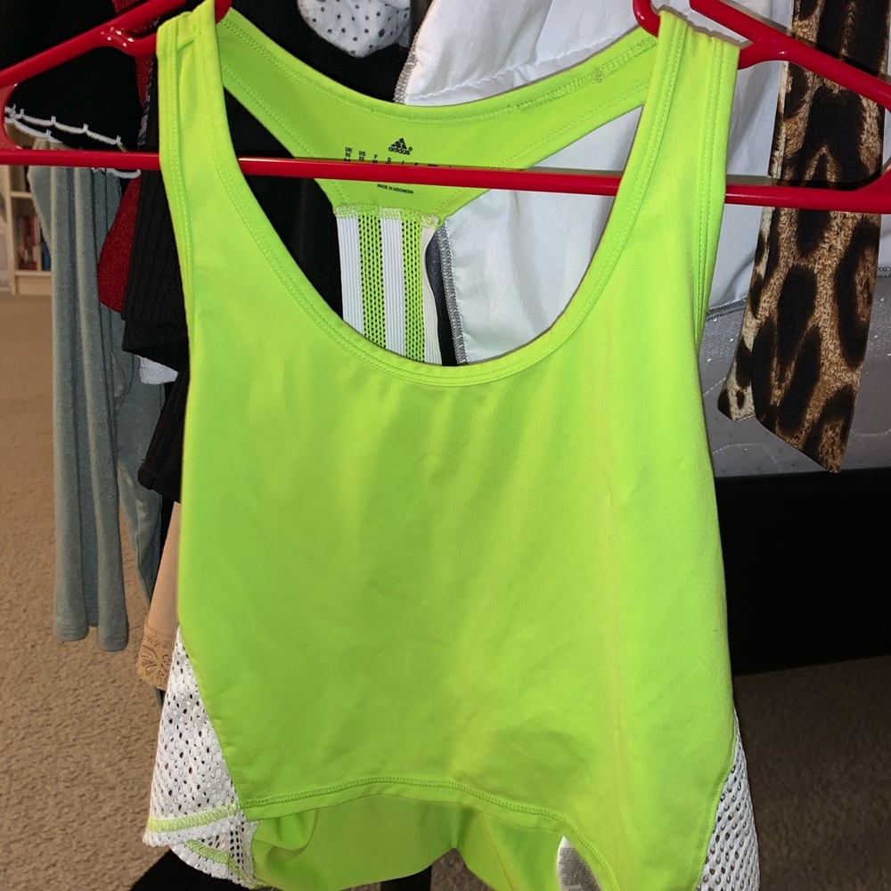 Adidas sports top